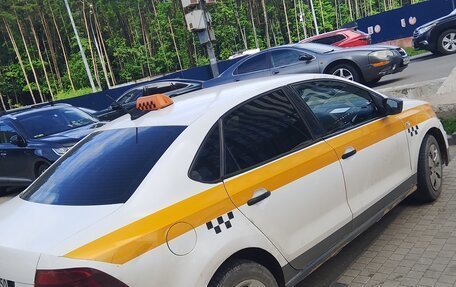 Volkswagen Polo VI (EU Market), 2018 год, 420 000 рублей, 4 фотография