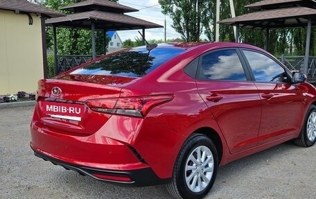 Hyundai Solaris II рестайлинг, 2021 год, 1 665 000 рублей, 5 фотография
