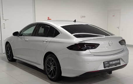 Opel Insignia II рестайлинг, 2019 год, 1 900 000 рублей, 11 фотография