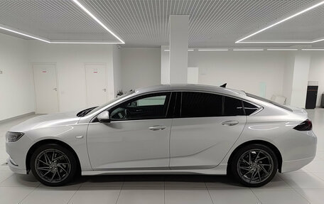 Opel Insignia II рестайлинг, 2019 год, 1 900 000 рублей, 12 фотография