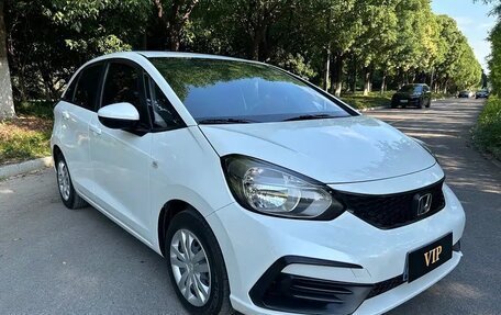 Honda Fit, 2023 год, 1 200 000 рублей, 2 фотография