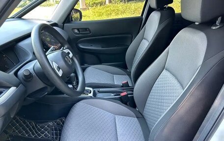 Honda Fit, 2023 год, 1 200 000 рублей, 10 фотография