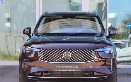 Volvo XC90 II рестайлинг, 2025 год, 10 850 000 рублей, 2 фотография