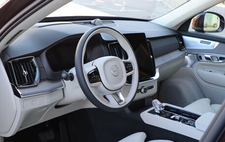 Volvo XC90 II рестайлинг, 2025 год, 10 850 000 рублей, 11 фотография