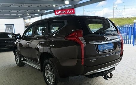 Mitsubishi Pajero Sport III рестайлинг, 2019 год, 3 199 000 рублей, 3 фотография