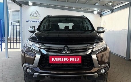 Mitsubishi Pajero Sport III рестайлинг, 2019 год, 3 199 000 рублей, 8 фотография