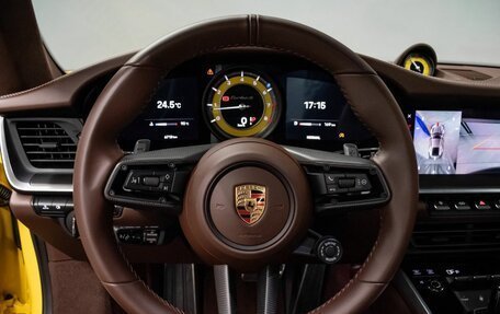 Porsche 911, 2022 год, 25 440 000 рублей, 37 фотография