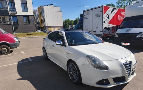 Alfa Romeo Giulietta, 2011 год, 1 000 000 рублей, 2 фотография