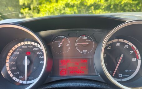 Alfa Romeo Giulietta, 2011 год, 1 000 000 рублей, 12 фотография