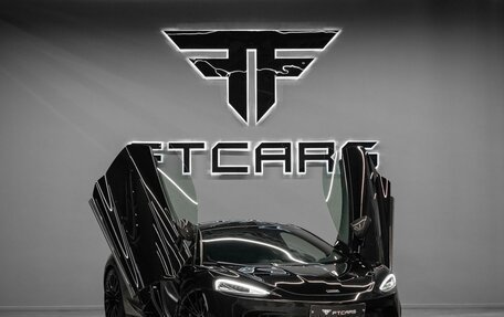 McLaren GT, 2022 год, 21 000 000 рублей, 2 фотография