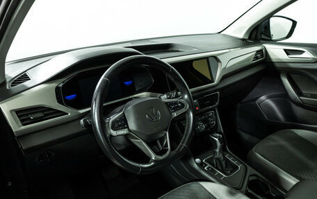 Volkswagen Taos, 2021 год, 2 300 000 рублей, 12 фотография