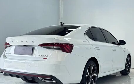 Skoda Octavia IV, 2023 год, 1 750 000 рублей, 5 фотография