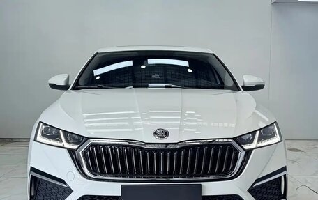Skoda Octavia IV, 2023 год, 1 750 000 рублей, 2 фотография