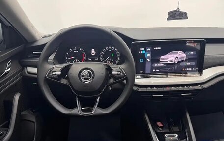 Skoda Octavia IV, 2023 год, 1 750 000 рублей, 7 фотография