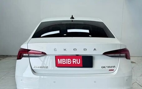 Skoda Octavia IV, 2023 год, 1 750 000 рублей, 6 фотография
