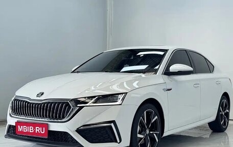 Skoda Octavia IV, 2023 год, 1 750 000 рублей, 1 фотография