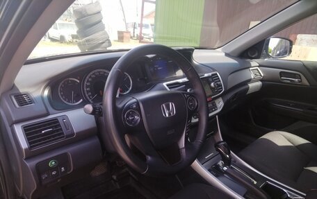 Honda Accord IX рестайлинг, 2013 год, 1 300 000 рублей, 8 фотография