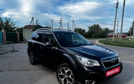 Subaru Forester, 2014 год, 1 800 000 рублей, 2 фотография