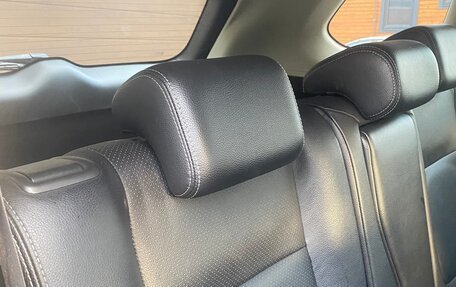 Mitsubishi Outlander III рестайлинг 3, 2016 год, 1 900 000 рублей, 8 фотография