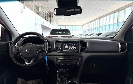 KIA Sportage IV рестайлинг, 2017 год, 1 800 000 рублей, 9 фотография