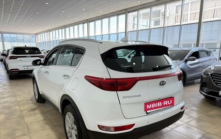 KIA Sportage IV рестайлинг, 2017 год, 1 800 000 рублей, 6 фотография