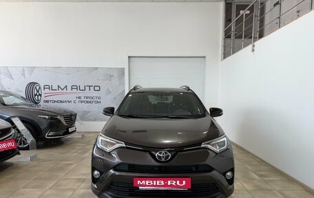 Toyota RAV4, 2019 год, 2 700 000 рублей, 3 фотография