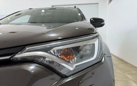 Toyota RAV4, 2019 год, 2 700 000 рублей, 18 фотография
