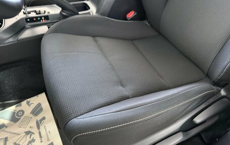 Toyota RAV4, 2019 год, 2 700 000 рублей, 31 фотография