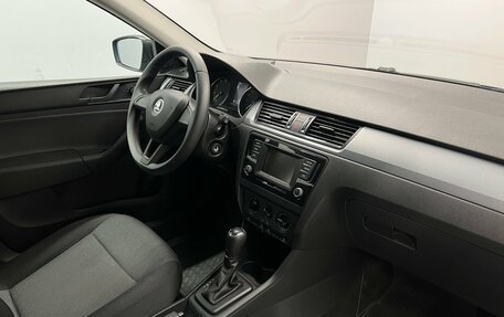 Skoda Rapid I, 2016 год, 1 050 000 рублей, 17 фотография