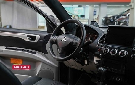 Mitsubishi Pajero Sport II рестайлинг, 2011 год, 1 350 000 рублей, 10 фотография