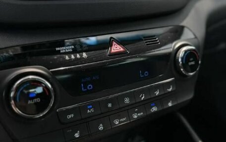 Hyundai Tucson III, 2018 год, 2 240 000 рублей, 15 фотография