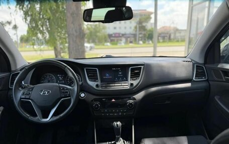 Hyundai Tucson III, 2018 год, 2 240 000 рублей, 13 фотография