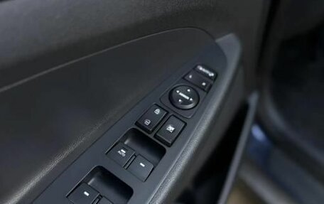Hyundai Tucson III, 2018 год, 2 240 000 рублей, 14 фотография
