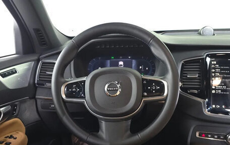 Volvo XC90 II рестайлинг, 2025 год, 8 000 000 рублей, 6 фотография