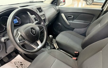 Renault Logan II, 2018 год, 850 000 рублей, 10 фотография
