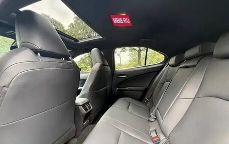 Lexus UX I, 2020 год, 1 750 010 рублей, 17 фотография
