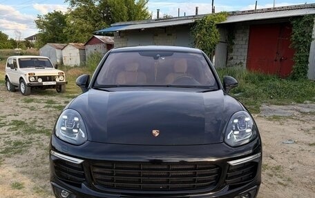 Porsche Cayenne III, 2017 год, 5 345 000 рублей, 2 фотография