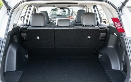 Toyota RAV4, 2025 год, 4 290 000 рублей, 26 фотография