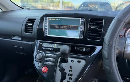 Toyota Wish II, 2005 год, 750 000 рублей, 12 фотография