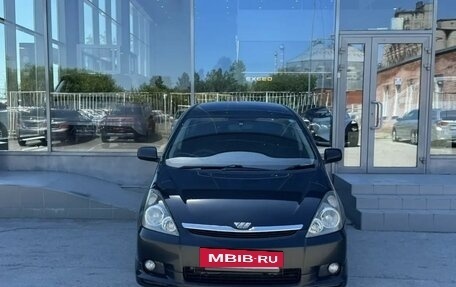 Toyota Wish II, 2005 год, 750 000 рублей, 2 фотография