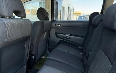 Toyota Wish II, 2005 год, 750 000 рублей, 15 фотография