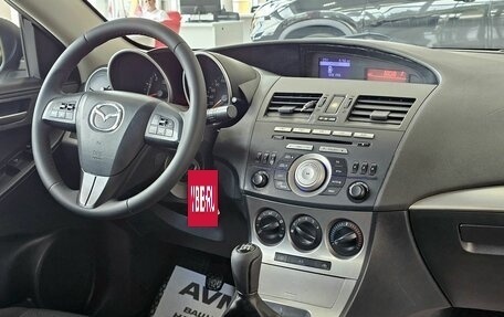 Mazda 3, 2011 год, 899 000 рублей, 18 фотография