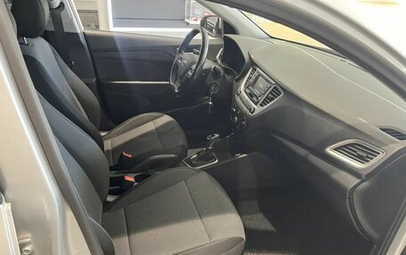Hyundai Solaris II рестайлинг, 2019 год, 1 359 000 рублей, 15 фотография