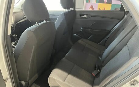 Hyundai Solaris II рестайлинг, 2019 год, 1 359 000 рублей, 17 фотография