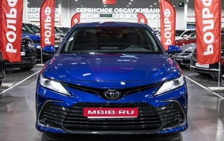 Toyota Camry, 2021 год, 3 350 000 рублей, 6 фотография