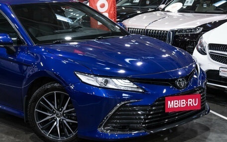 Toyota Camry, 2021 год, 3 350 000 рублей, 9 фотография