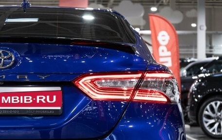 Toyota Camry, 2021 год, 3 350 000 рублей, 14 фотография