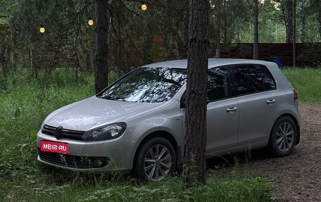 Volkswagen Golf VI, 2012 год, 1 300 000 рублей, 1 фотография