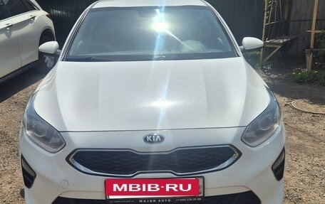 KIA cee'd III, 2018 год, 1 320 000 рублей, 2 фотография