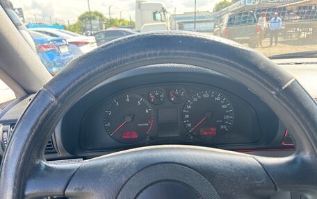 Audi A4, 2000 год, 410 000 рублей, 11 фотография